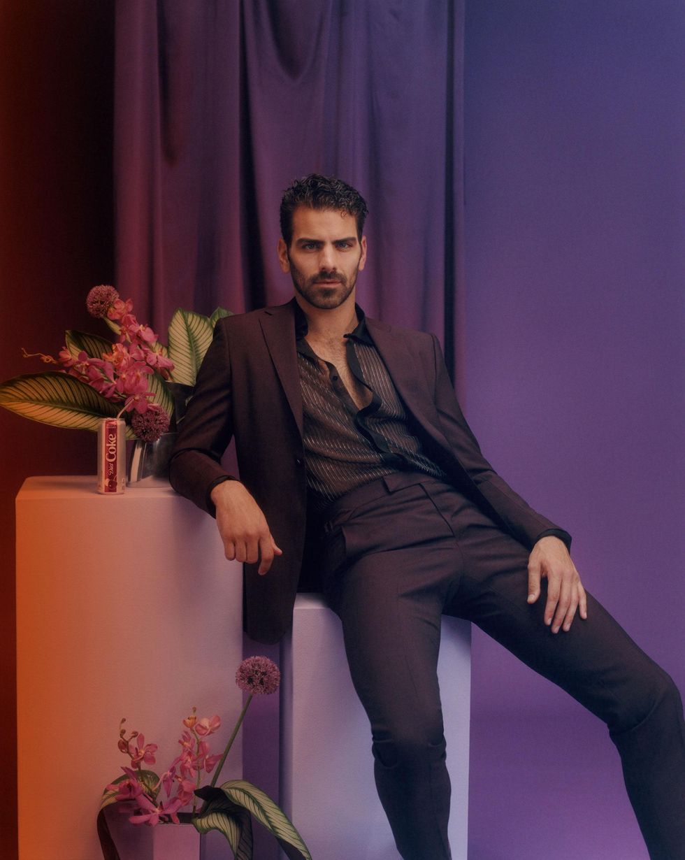 000042600004_v2_lr_small