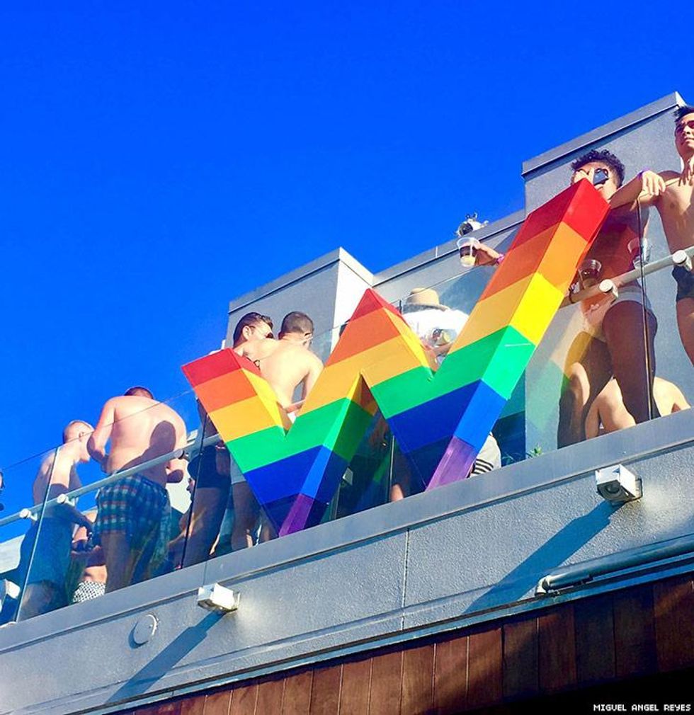 010-flaunt-pride-pool-miguel-angel-reyes-2018