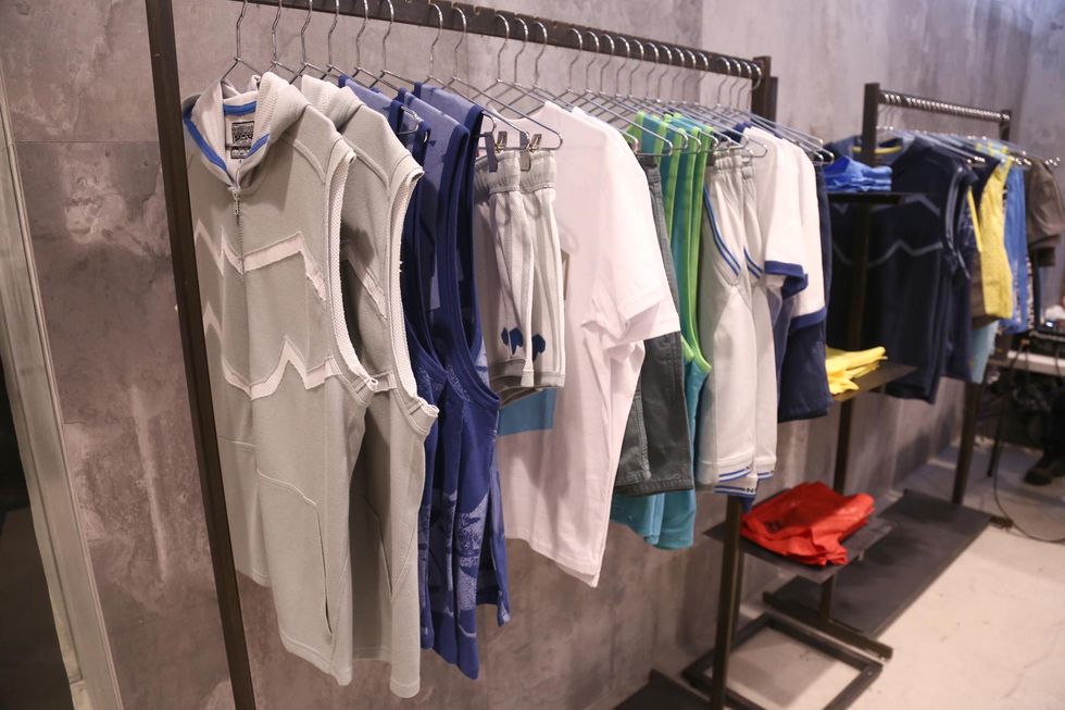 04 - racks at 259 west 19th