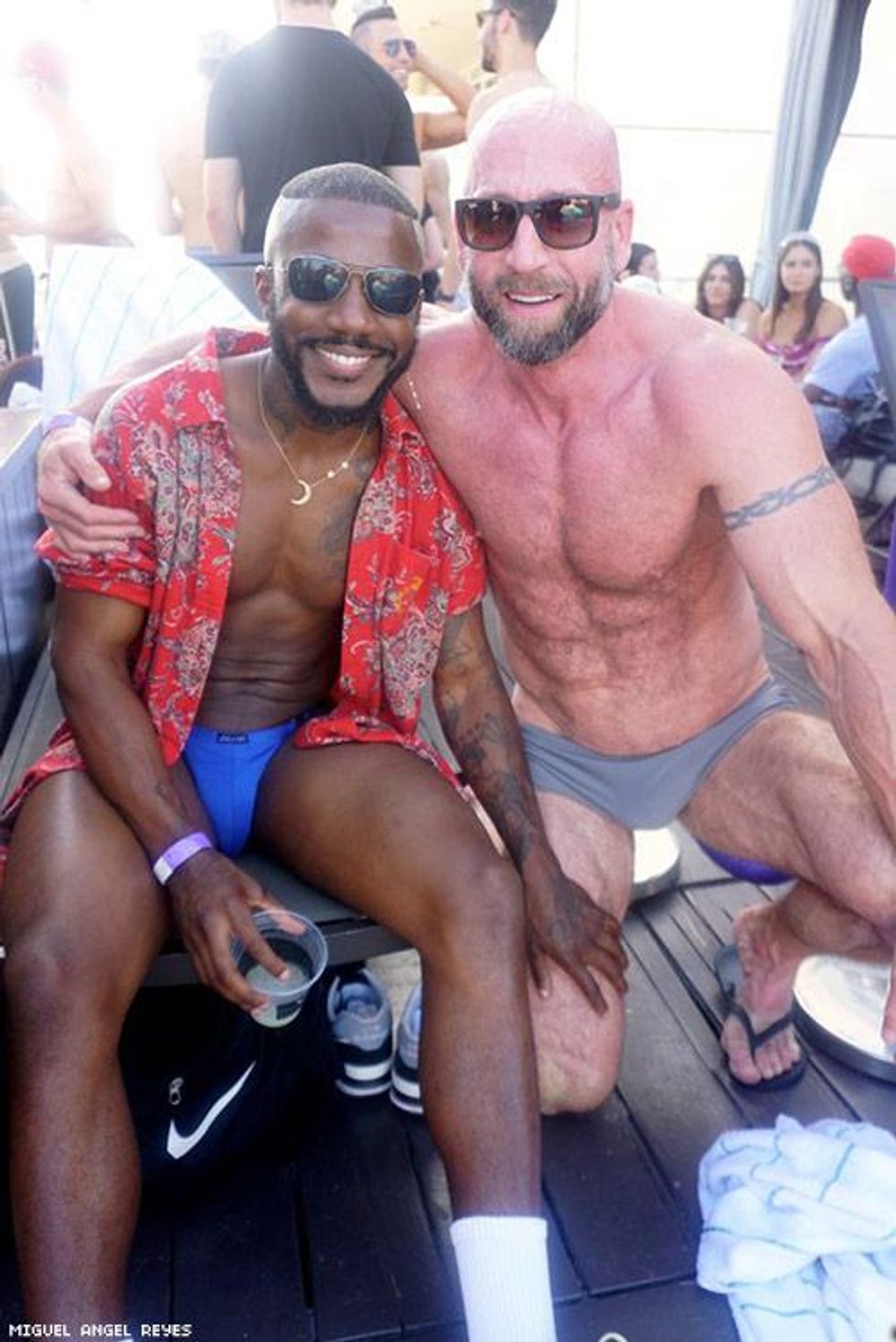 050-flaunt-pride-pool-miguel-angel-reyes-2018