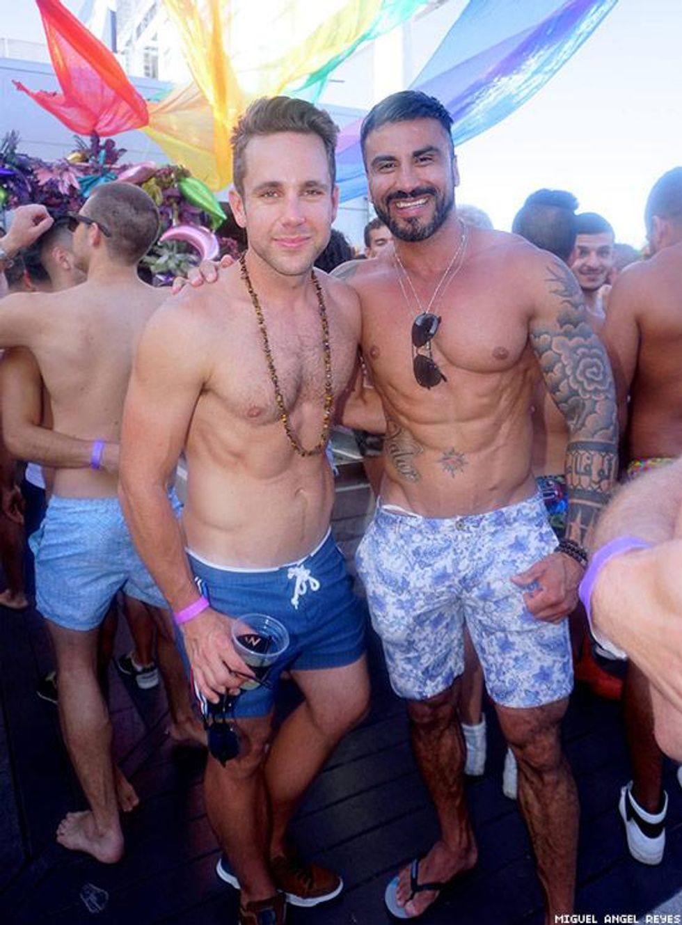 070-flaunt-pride-pool-miguel-angel-reyes-2018