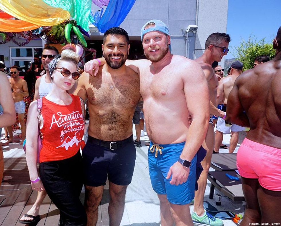 075-flaunt-pride-pool-miguel-angel-reyes-2018
