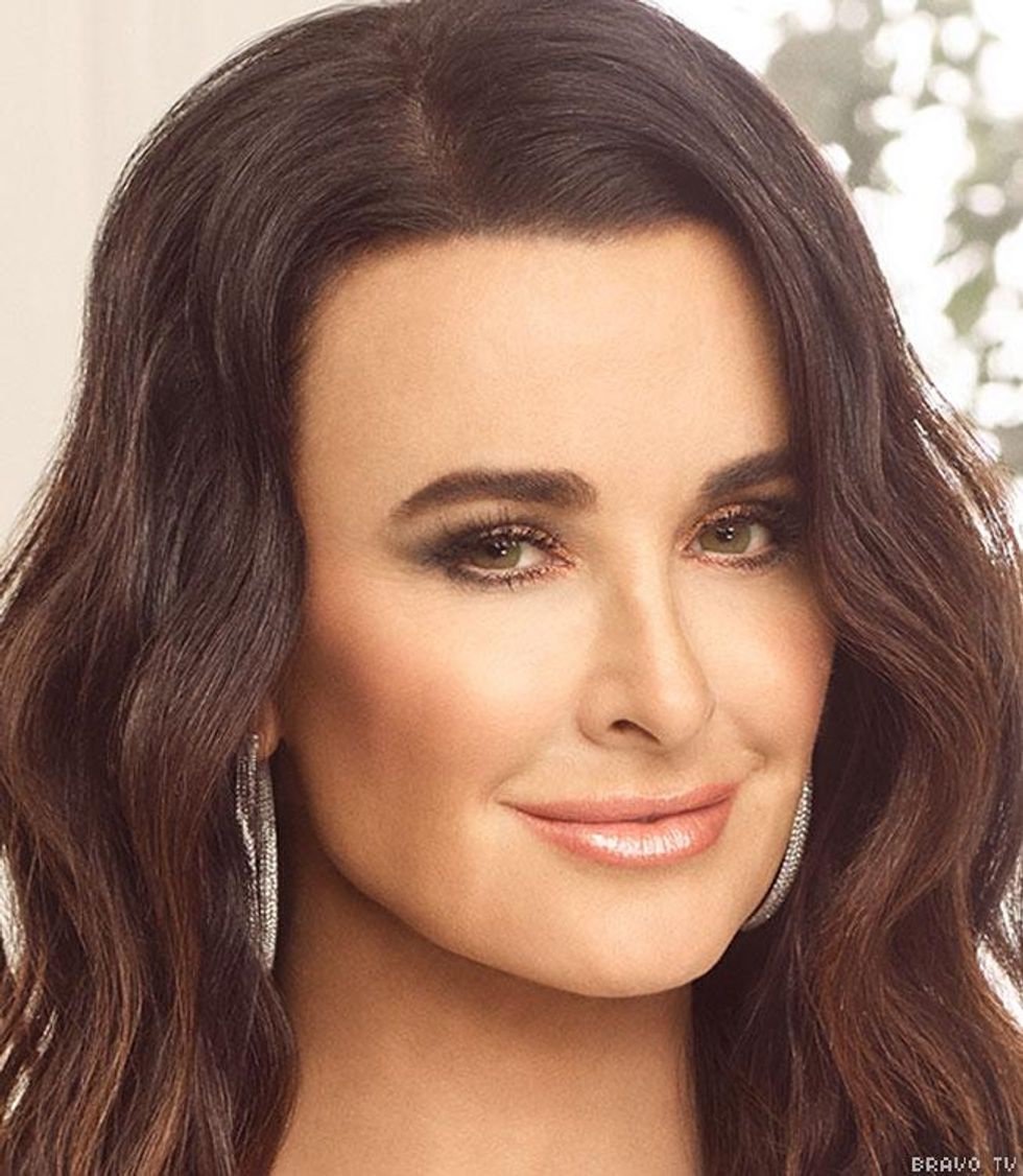 10 Things You Should Know Before Dating a Bi Guy