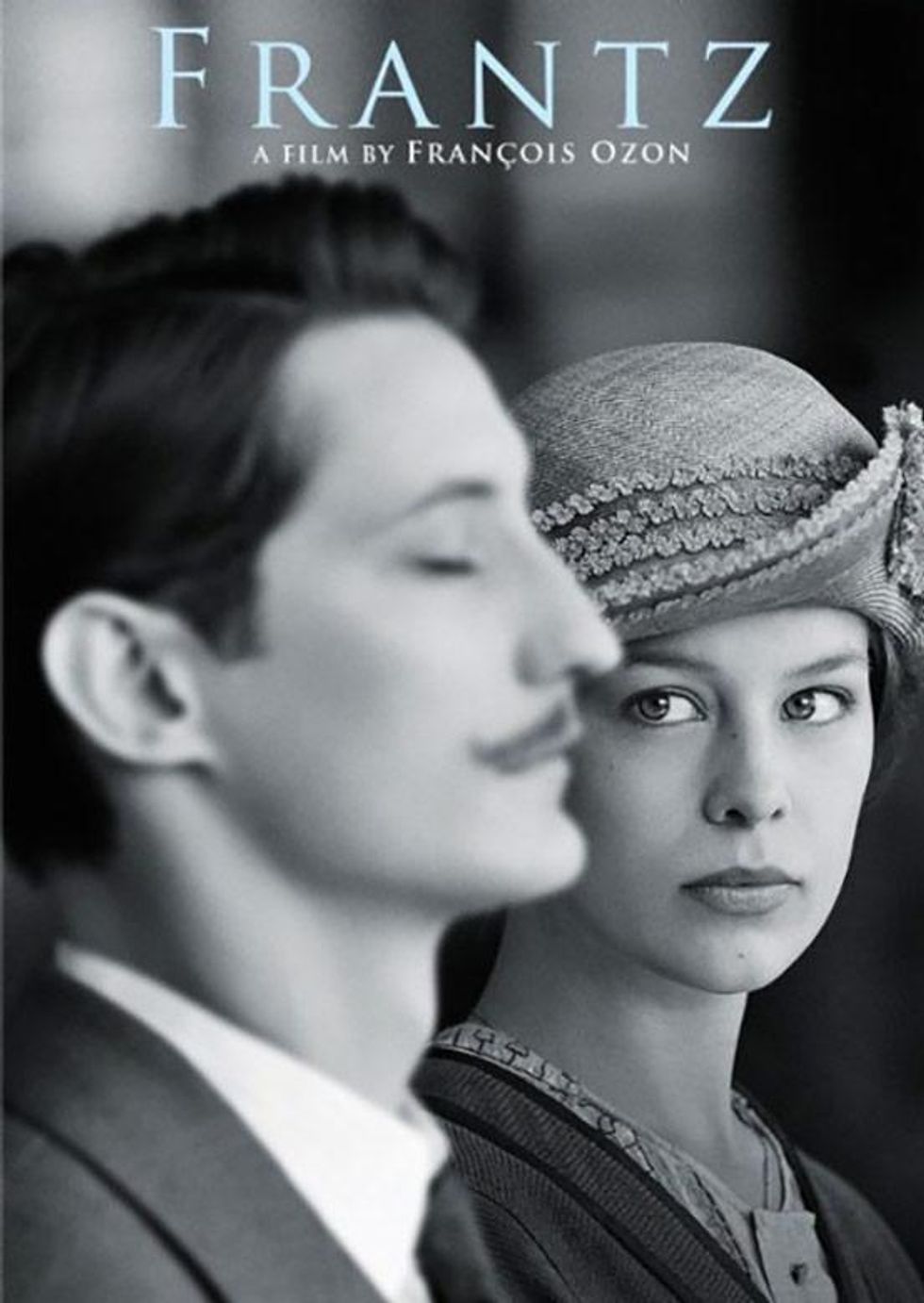 10 Things You Should Know Before Dating a Bi Guy