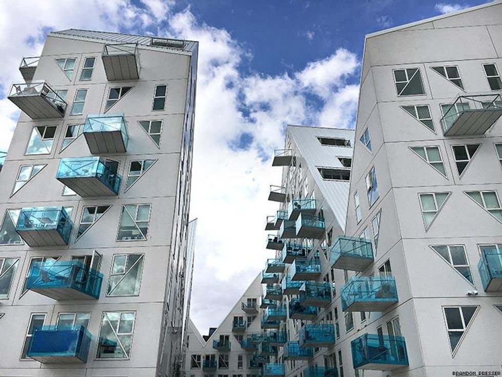 10 Types of Sex All Gay Men Should Have in Their Lifetime