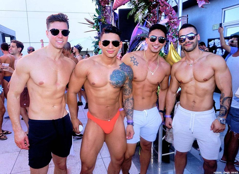 103-flaunt-pride-pool-miguel-angel-reyes-2018