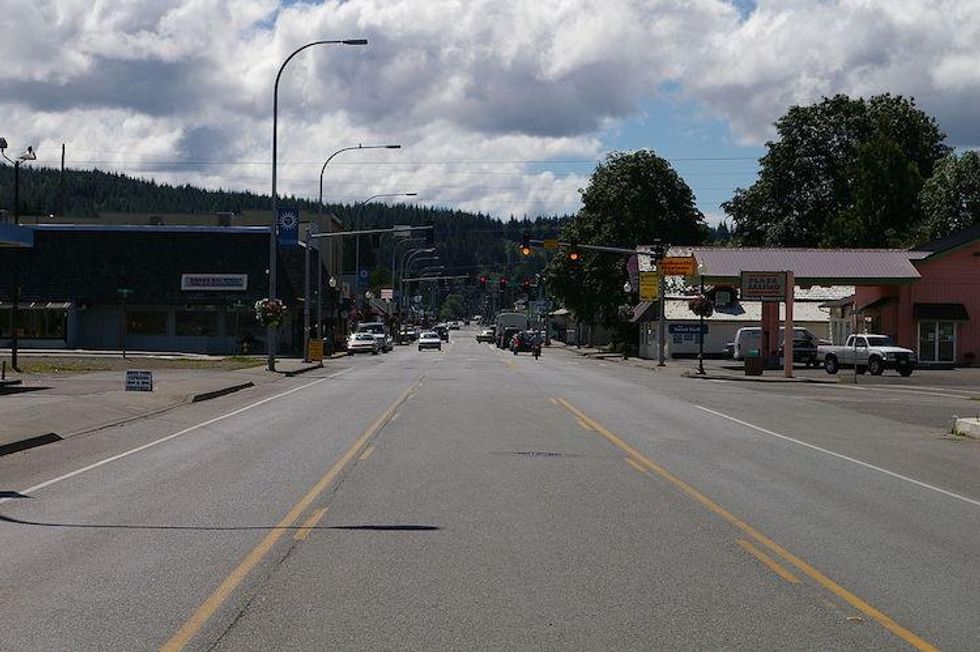 1280px-forks_wa_downtown