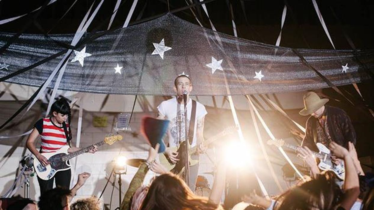 1400511_768867973130812_1790454612_o%20copy_0