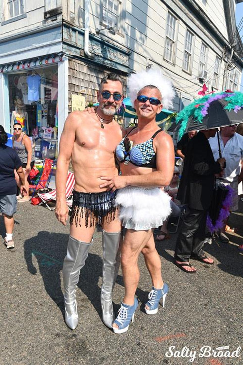 18-carnival_parade_saltybroadstudios-107