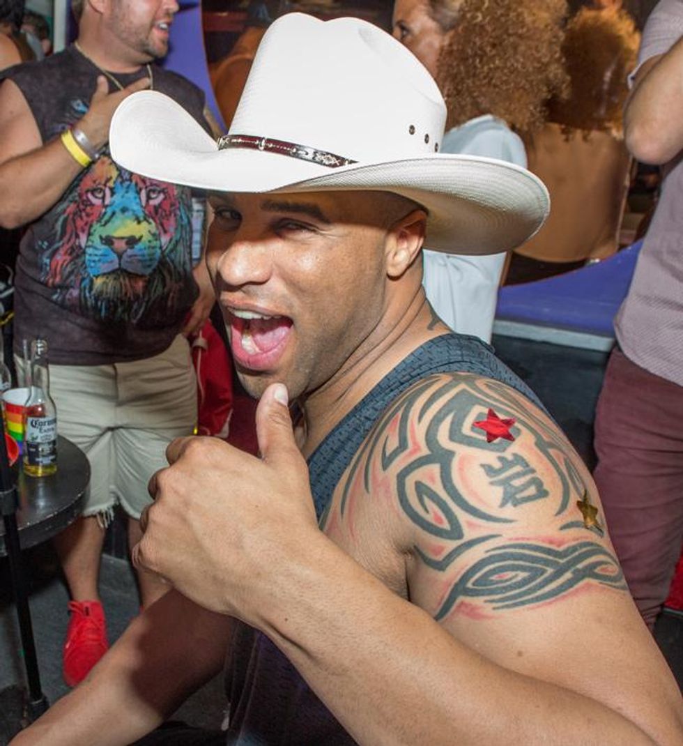 2016 Champion Rocky Collins cheers on the 2017 competitors.