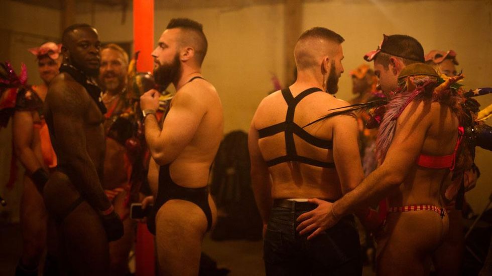 2018_04_21_black-party_0009_p_41704534471_o