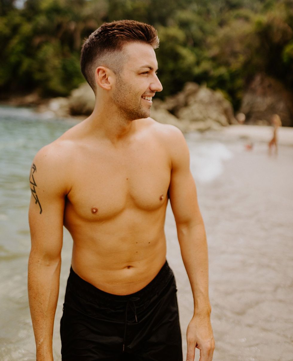 25+ Thirsty Pics of Out Travelers Michael and Matt Going Deep in Manuel Antonio, Costa Rica