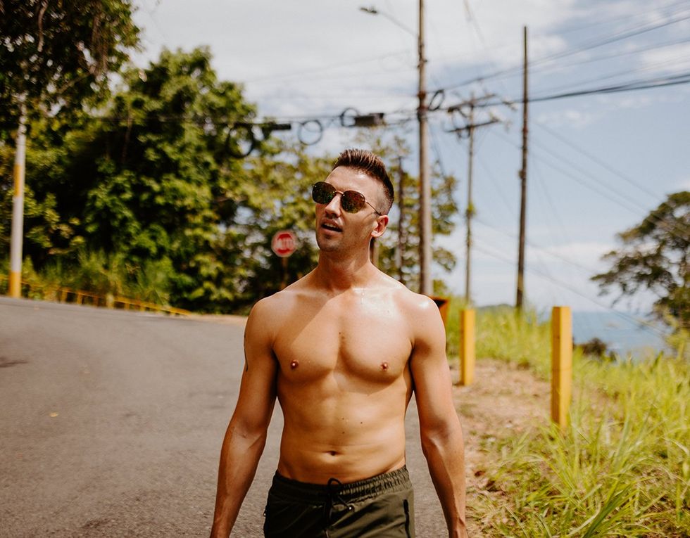 25+ Thirsty Pics of Out Travelers Michael and Matt Going Deep in Manuel Antonio, Costa Rica