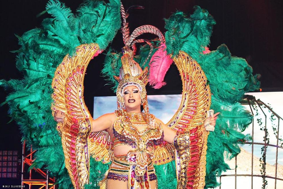 27sabrina_white_mga2019_by_bjkj_illusions