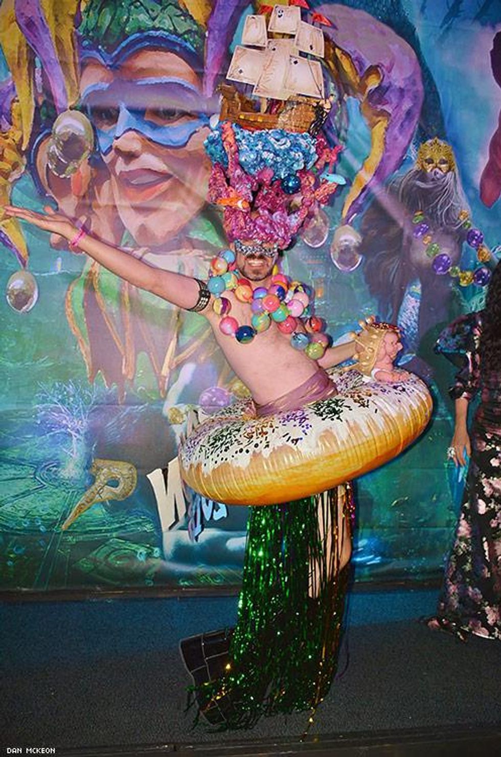 32-carnival-pool-party_dan-mckeon-1