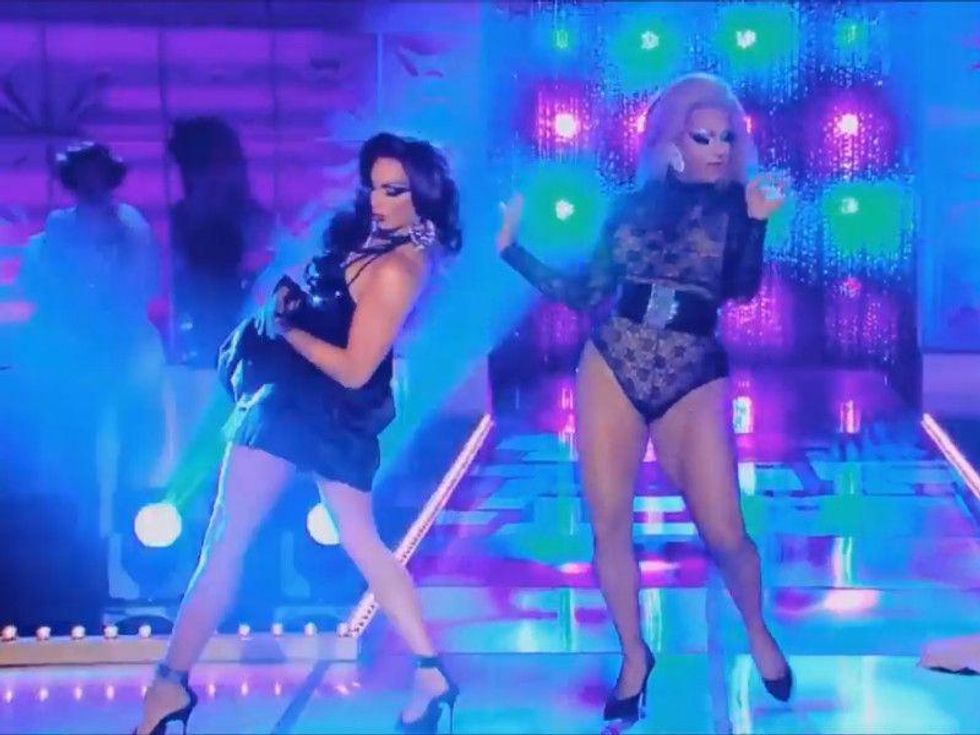 4-alyssa-edwards-vs-roxxxy-andrews.jpg