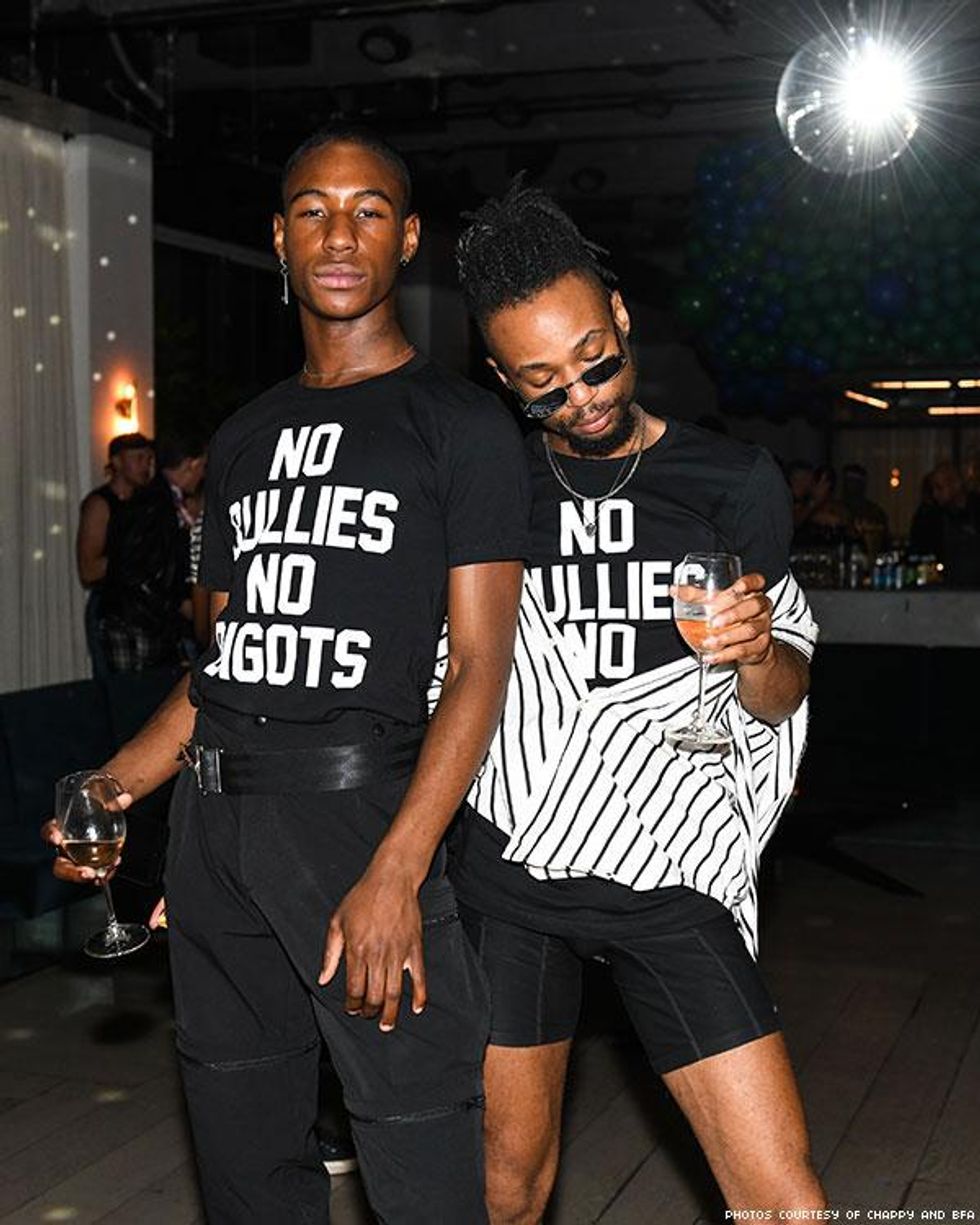 6. Guests rock their No Bullies No Bigots T shirts