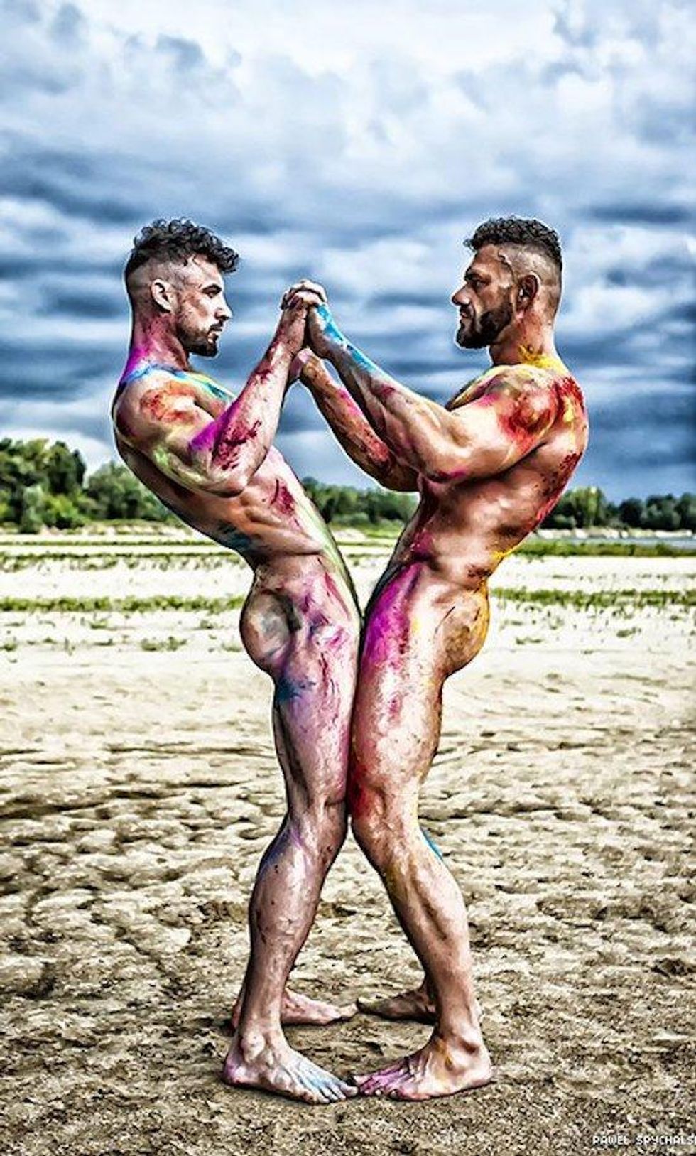 70 Photos of Muscular Men Showing It All