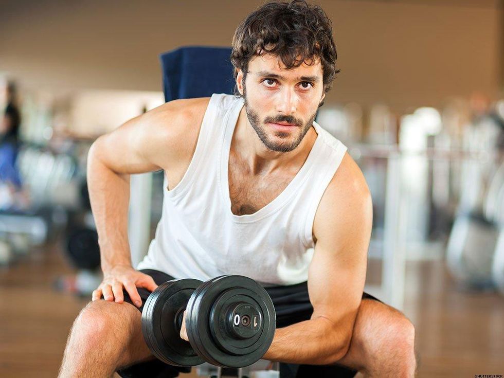 8 Steps to Picking Up Guys at the Gym