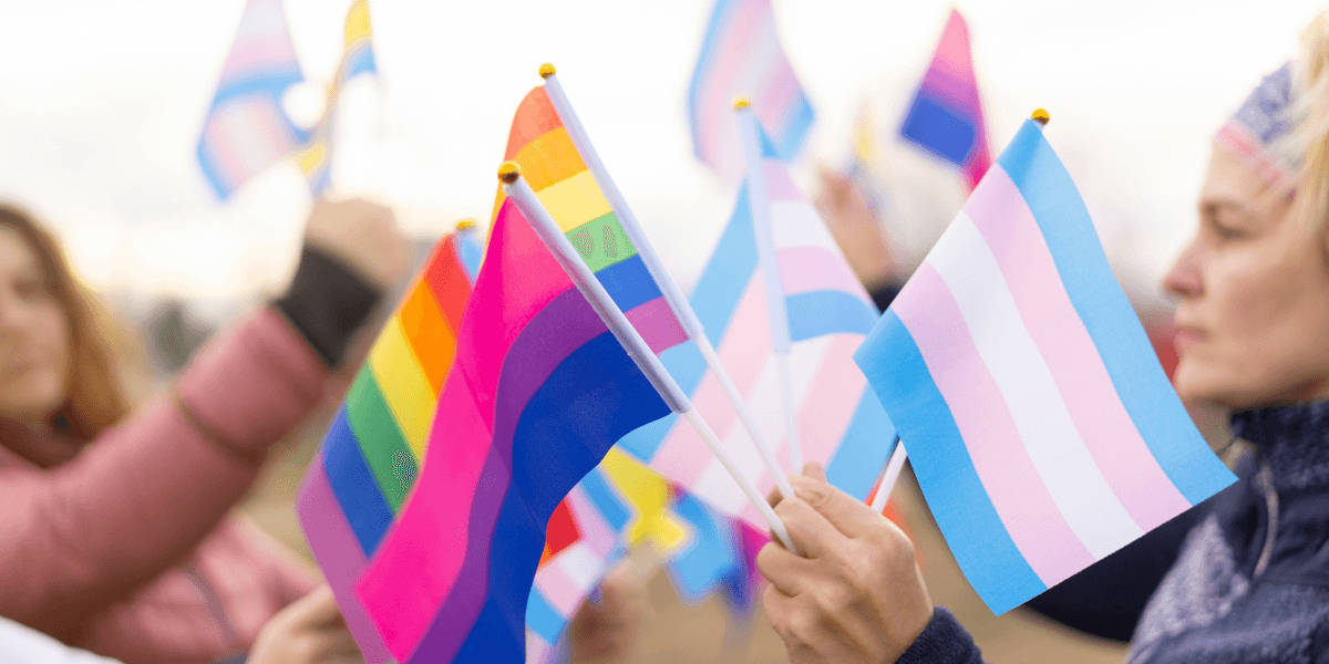 Amiga que juzga, amiga que pierde: cómo lidiar con un entorno queer que no te apoya