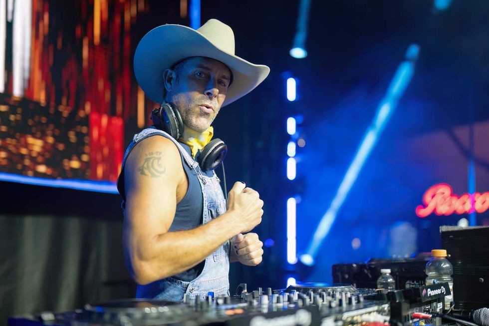 A DJ at the 2025 Carnaval.