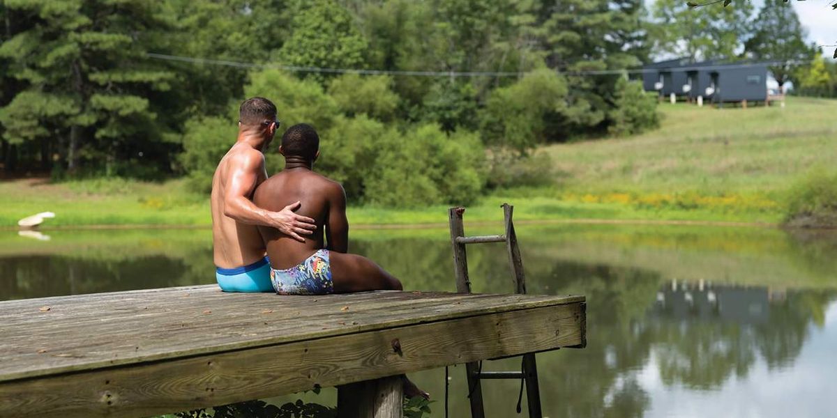 Descubra Blue Moon Campground, una escapada LGBTQ+ en las montañas del norte de Georgia