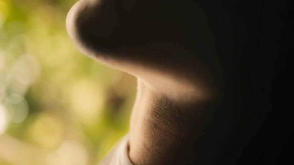 A neck on The White Lotus season 3 finale