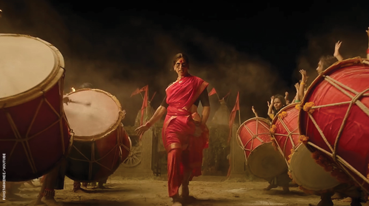 a trans ghost in the movie 'Laxmii'