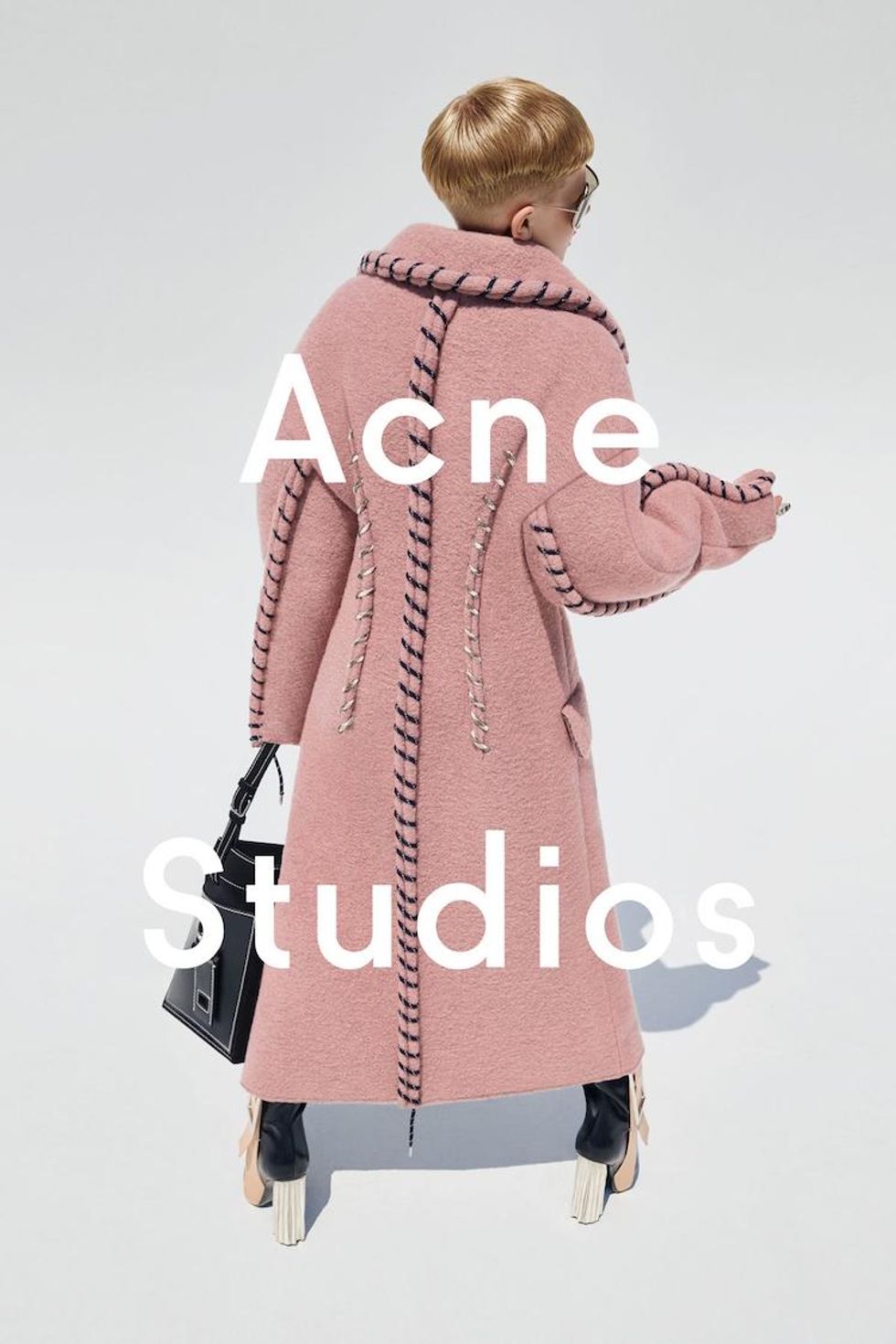 acne large