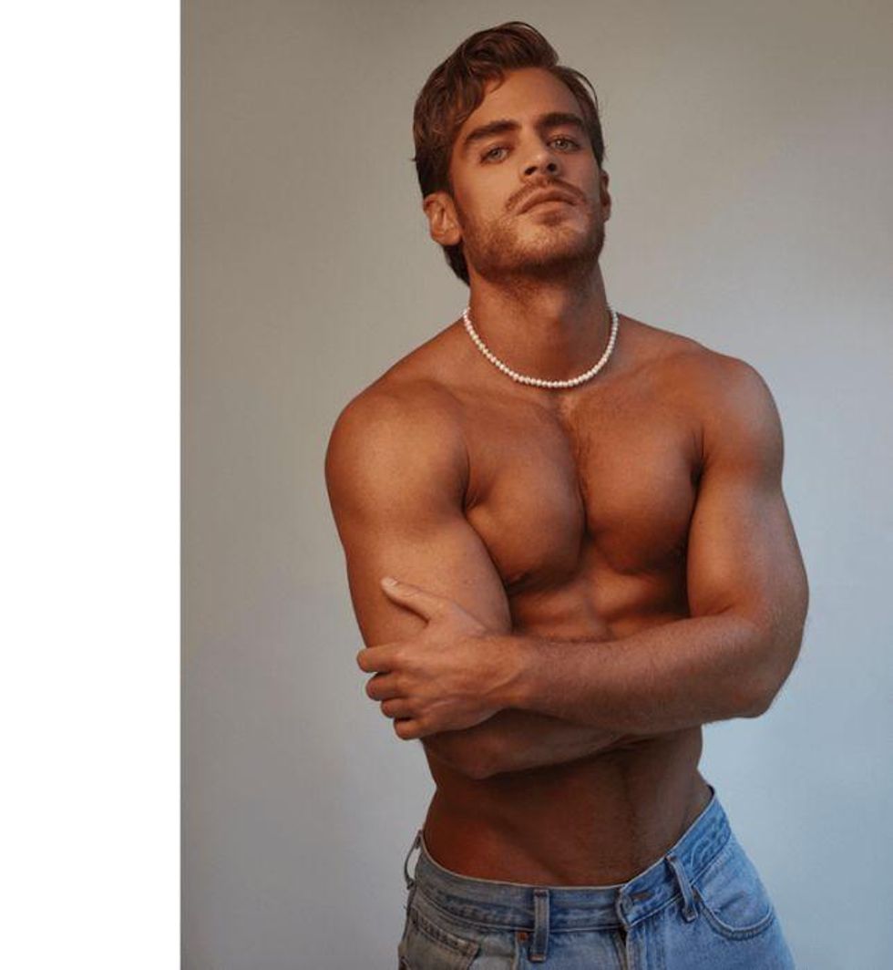 Actor Polo Morin answers 10 questions from Out Magazine (with 10 pictures by Luis de la Luz)