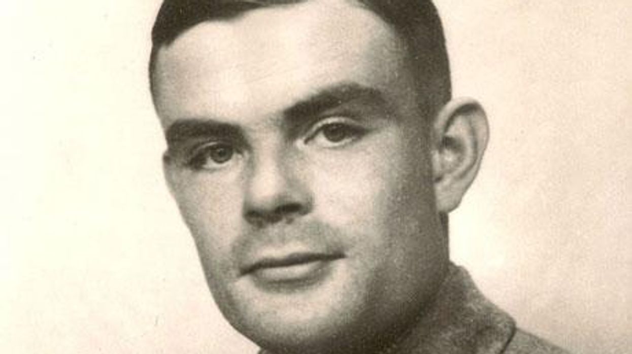 Alan-turing-cr