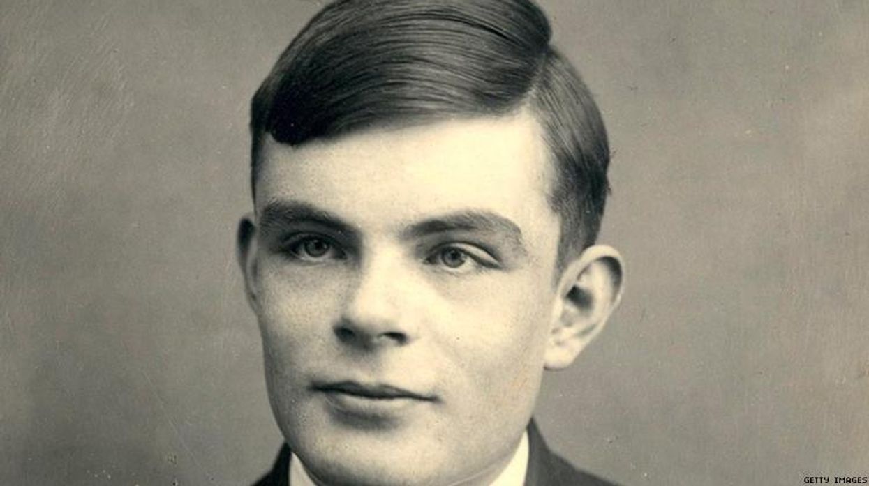 Alan Turing receives New York Times obituary.