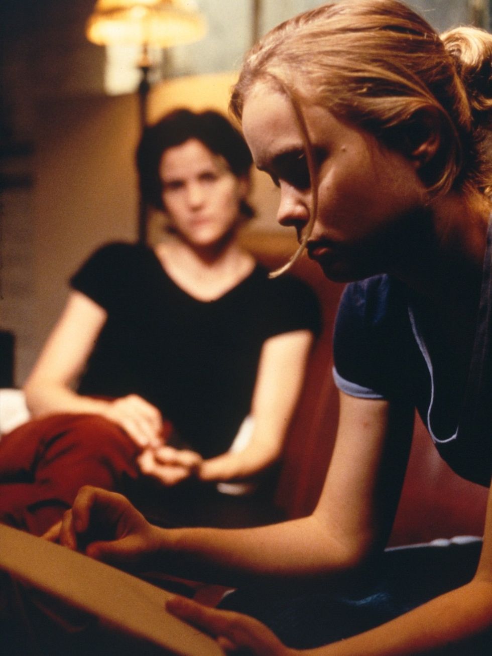Ally Sheedy and Radha Mitchell in Lisa Cholodenko's High Art