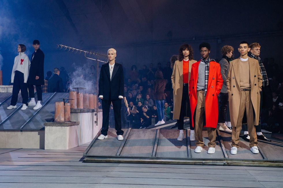 Ami's Rainy Rooftop Show Was a Romantic Ode to Paris