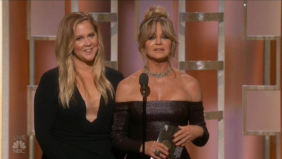 Amy Schumer & Goldie Hawn got hilariously awkward