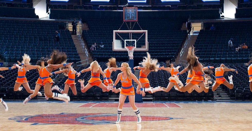 Amy Schumer Trainwreck Cheerleader Dance Scene