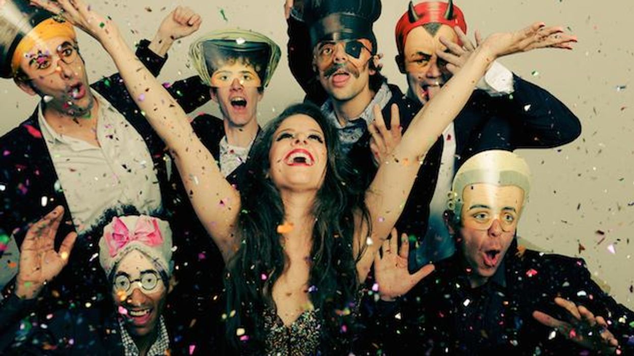 Amylynngunshowband2_0