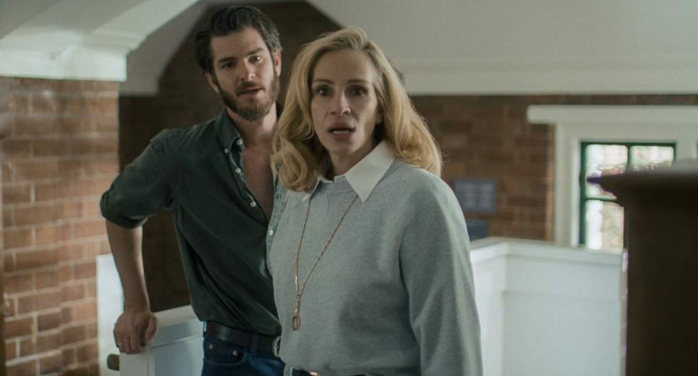 Andrew Garfield as Hank and Julia Roberts as Alma in After the Hunt