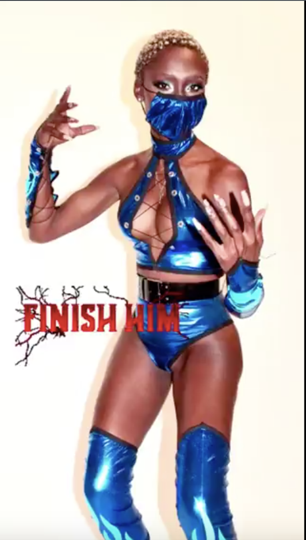 Angelia Ross as Kitana for Halloween 2020