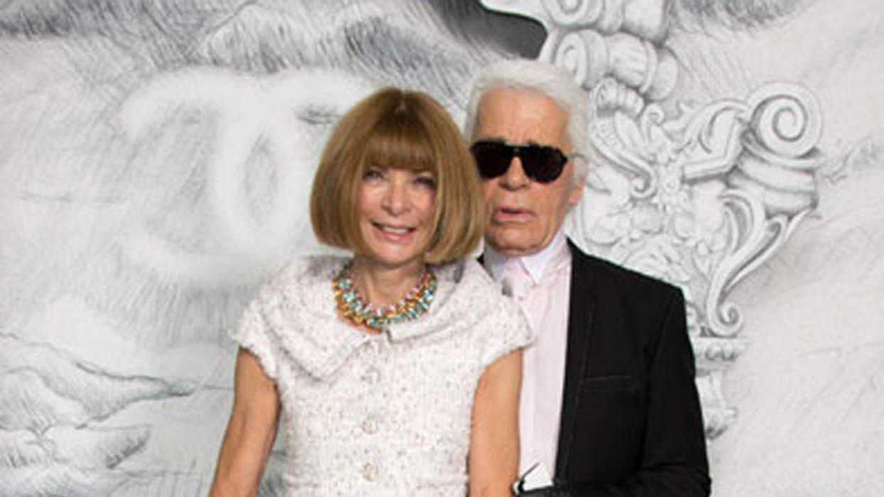 Anna-wintour-smile-rotator