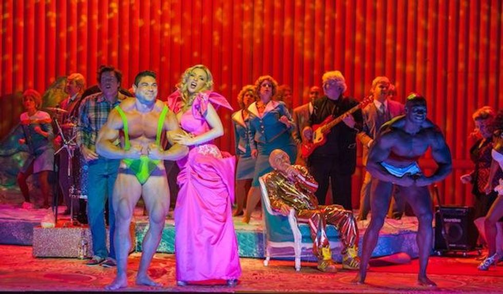 Annanicole_ber2224-bodybuilder