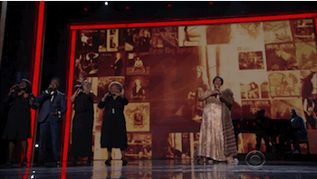 aretha franklin kennedy center honors gif