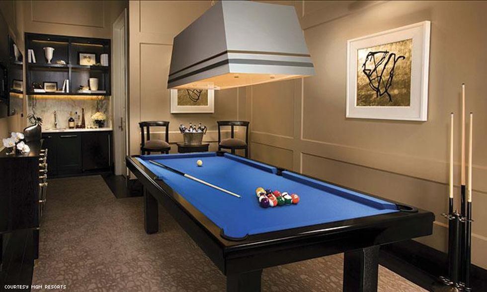 Aria chapel grooms lounge