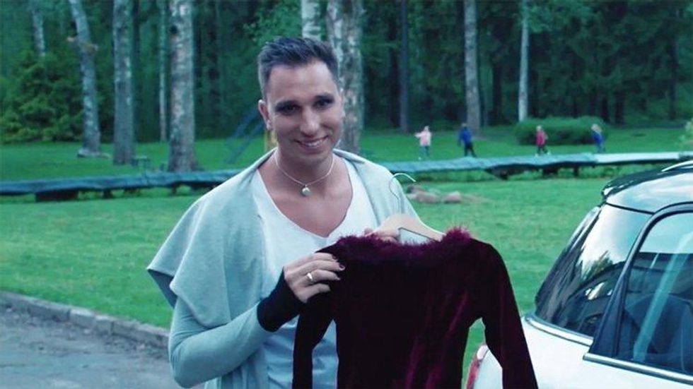 Awful Russia television ad mocks gay couple adopting a child