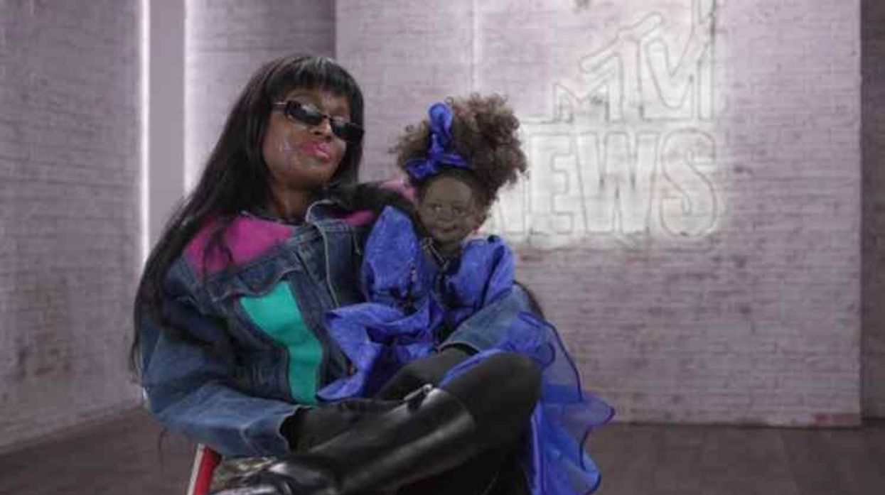 Azealia Banks Suspended From Twitter Following 'Drag Race' Drama