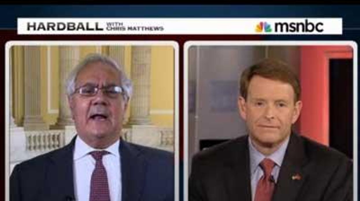 Barneyfrankversustonyperkins_400x300