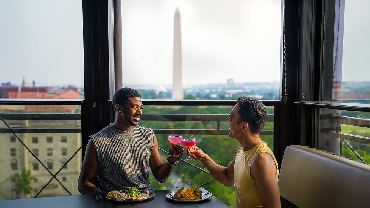 Barry Hoy and Taraj share a romantic cocktail and dinner with a view at the VUE rooftop restaurant in Washington, D.C.