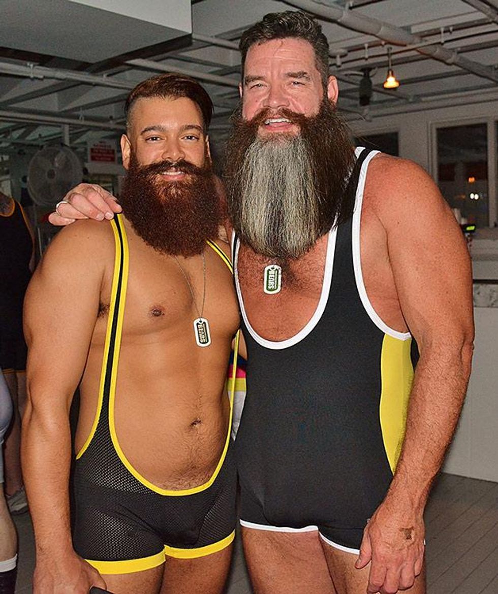 Bears-in-singlets-by-dan-mckeon-04