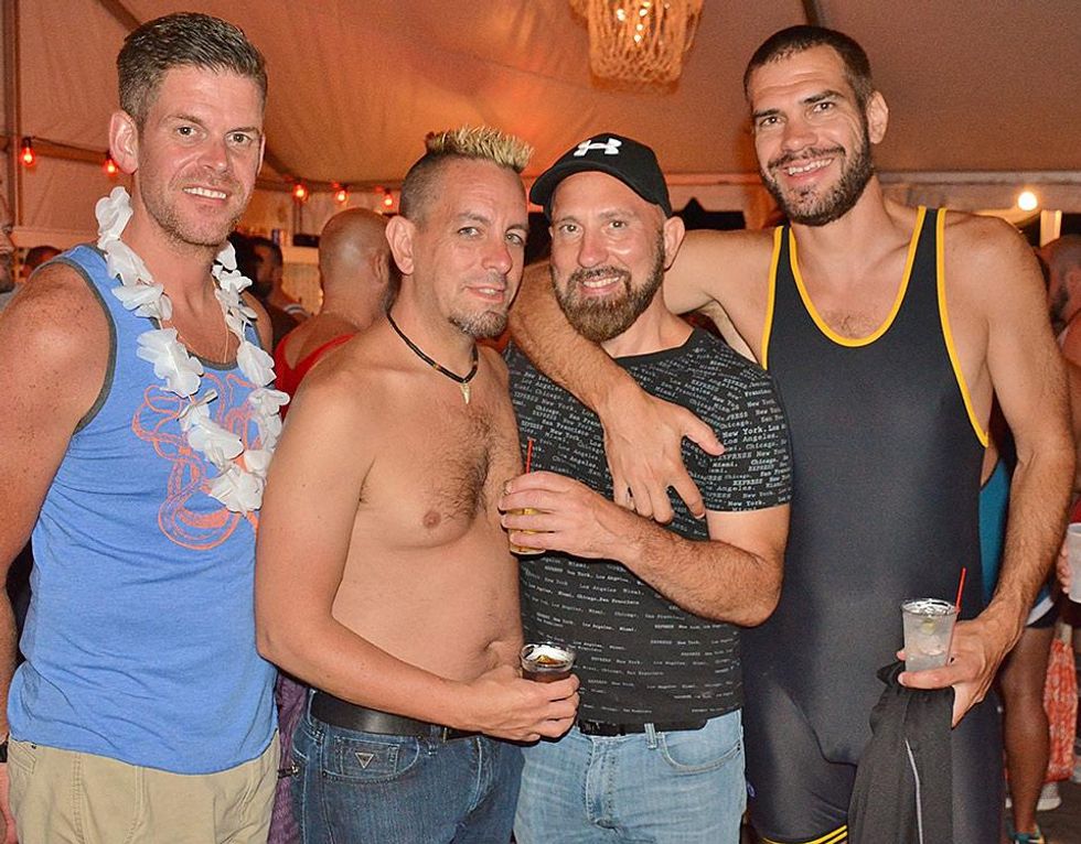 Bears-in-singlets-by-dan-mckeon-41