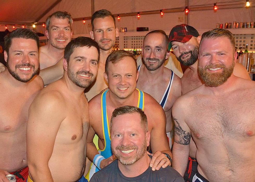 Bears-in-singlets-by-dan-mckeon-47